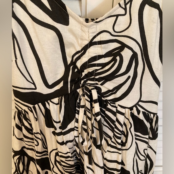 Black and white sundress - Picture 3 of 4